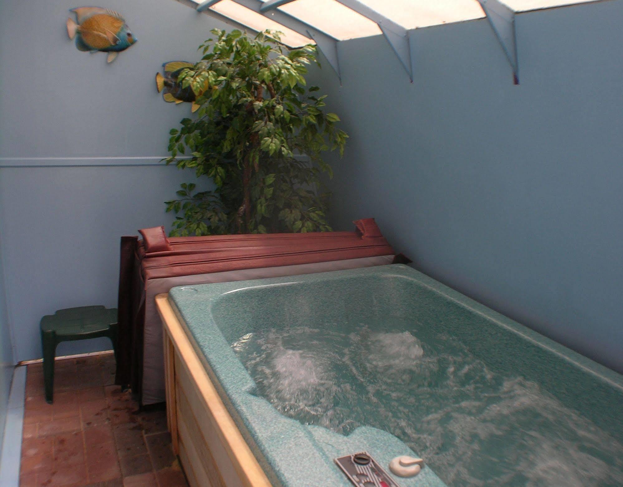 Bay Top Motel Weirs Beach Luaran gambar